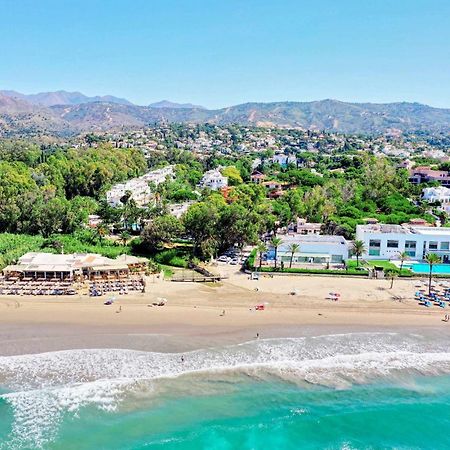 1080 Beachfront Penthouse 3 floors jacuzzi 2 pools wifi roof terrace Marbella Buitenkant foto